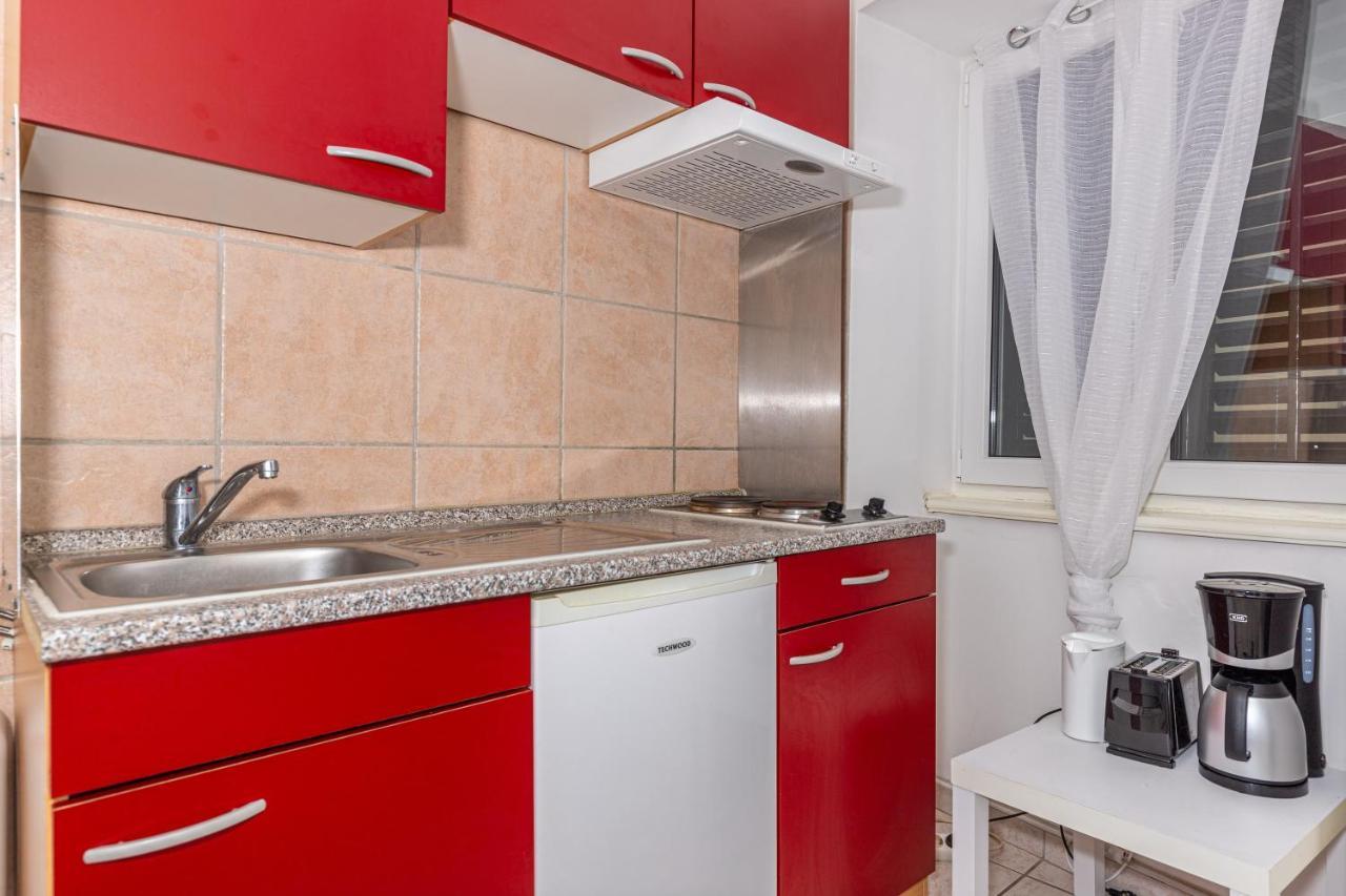 Apartmani Gabrijela Crikvenica Exterior foto