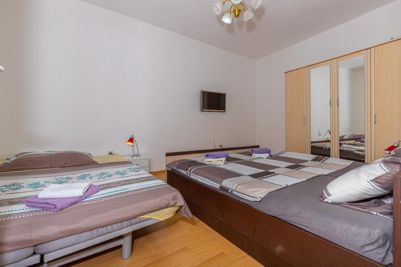 Apartmani Gabrijela Crikvenica Exterior foto